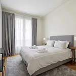 3Br Berri Champs Elysees
