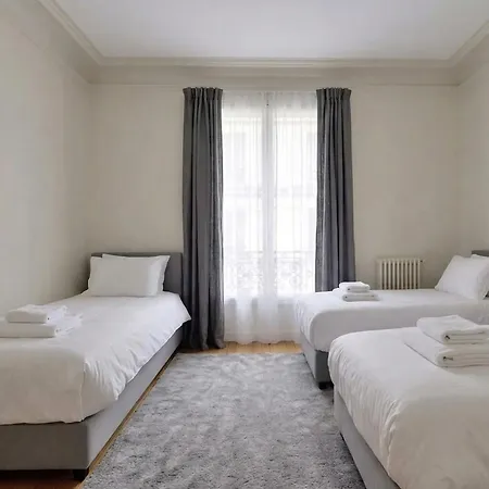 3br Berri Champs Elysees Parigi